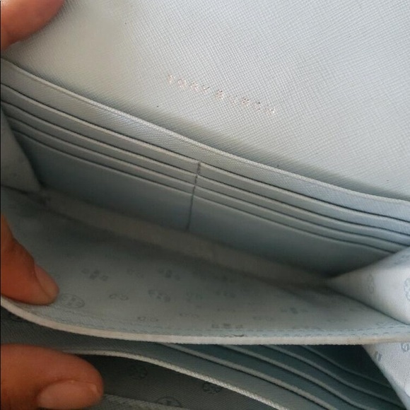 Tory Burch Robinson chain wallet - Picture 3 of 5